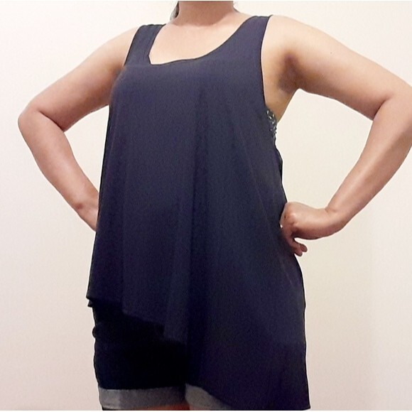 Lilla P Solid Navy Asymmetrical Hem Pullover Tank Top Navy Small - Picture 5 of 9